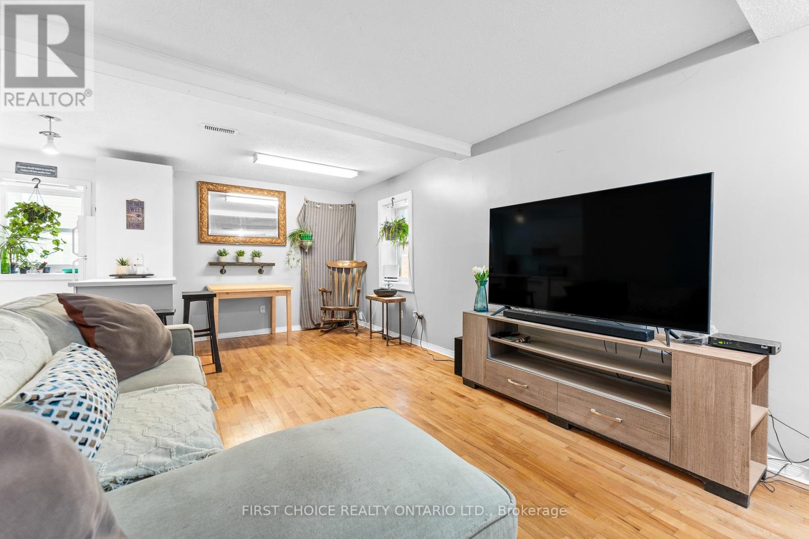253 Frechette Street, Ottawa, Ontario  K1L 7T3 - Photo 5 - X12345748