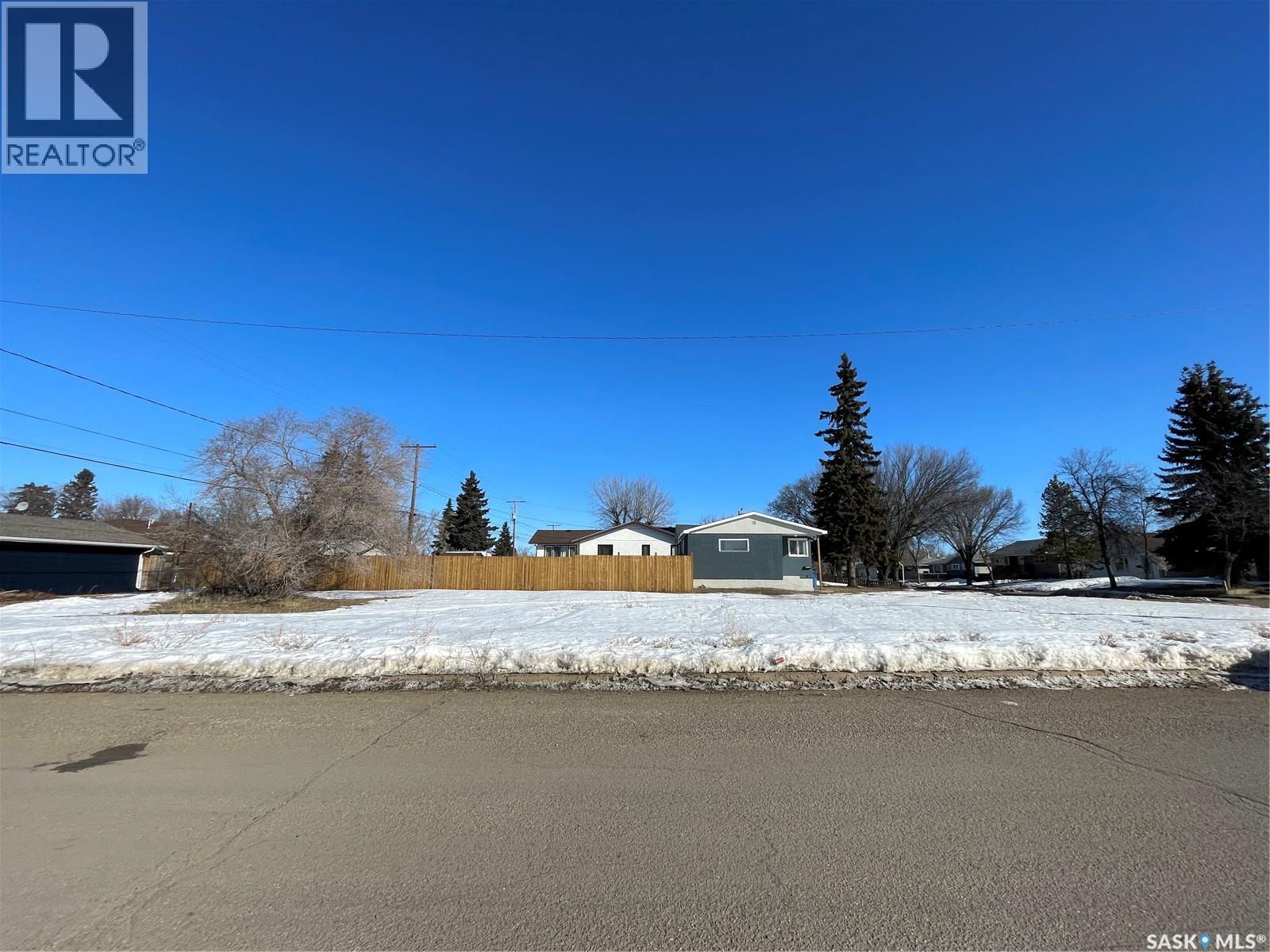 1201 110th Street, North Battleford, Saskatchewan  S9A 2H7 - Photo 4 - SK999525
