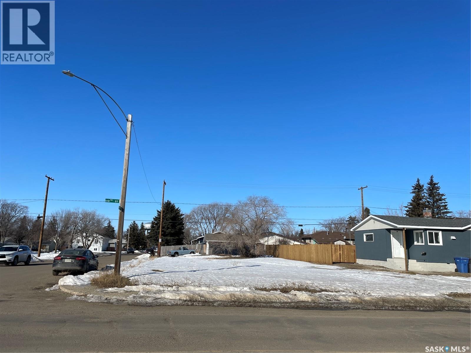 1201 110th Street, North Battleford, Saskatchewan  S9A 2H7 - Photo 2 - SK999525