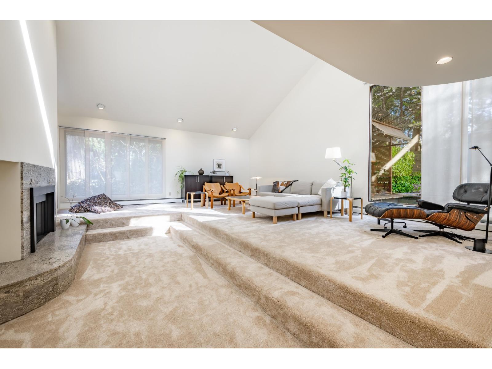 14450 34 Avenue, Surrey, British Columbia  V4P 3L2 - Photo 4 - R3047412