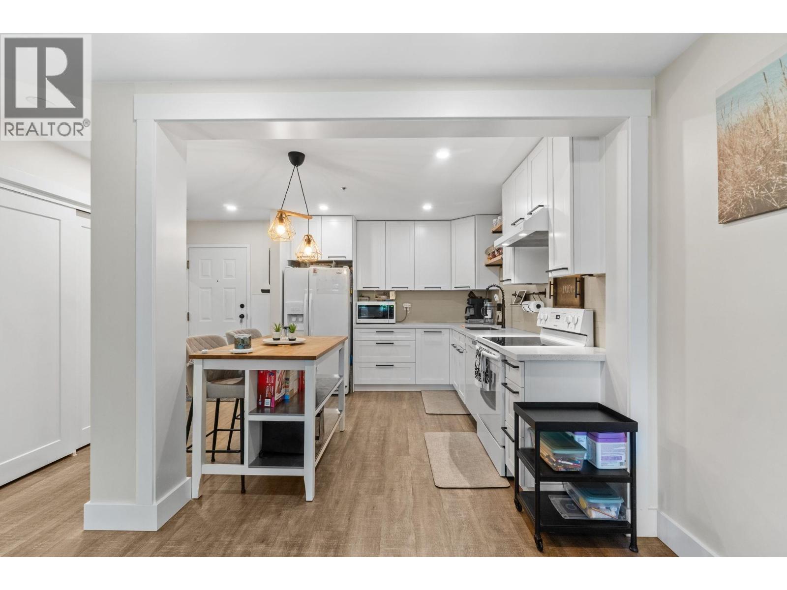 404 1310 Cariboo Street, New Westminster, British Columbia  V3M 1X2 - Photo 10 - R3051897