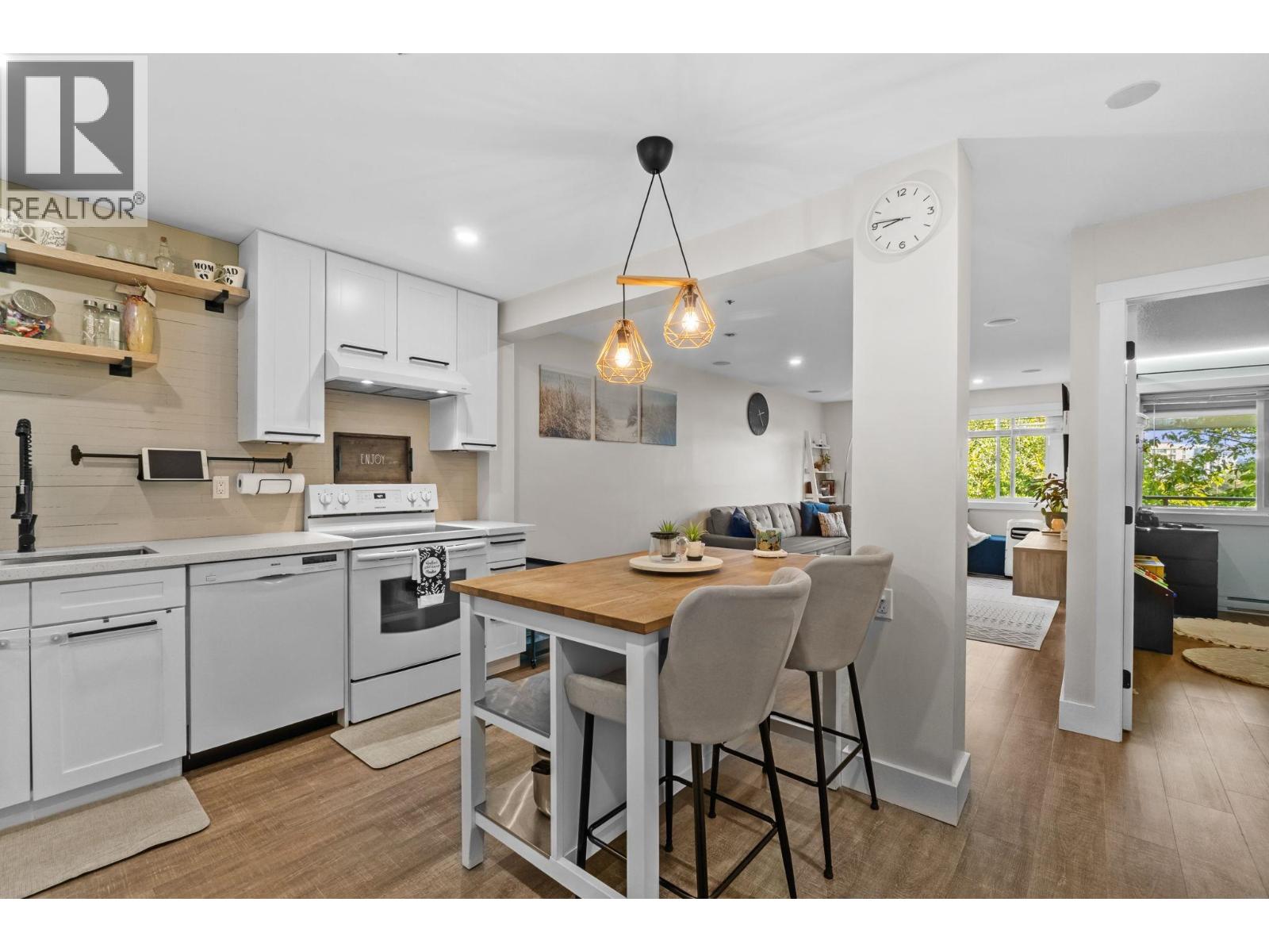 404 1310 Cariboo Street, New Westminster, British Columbia  V3M 1X2 - Photo 9 - R3051897