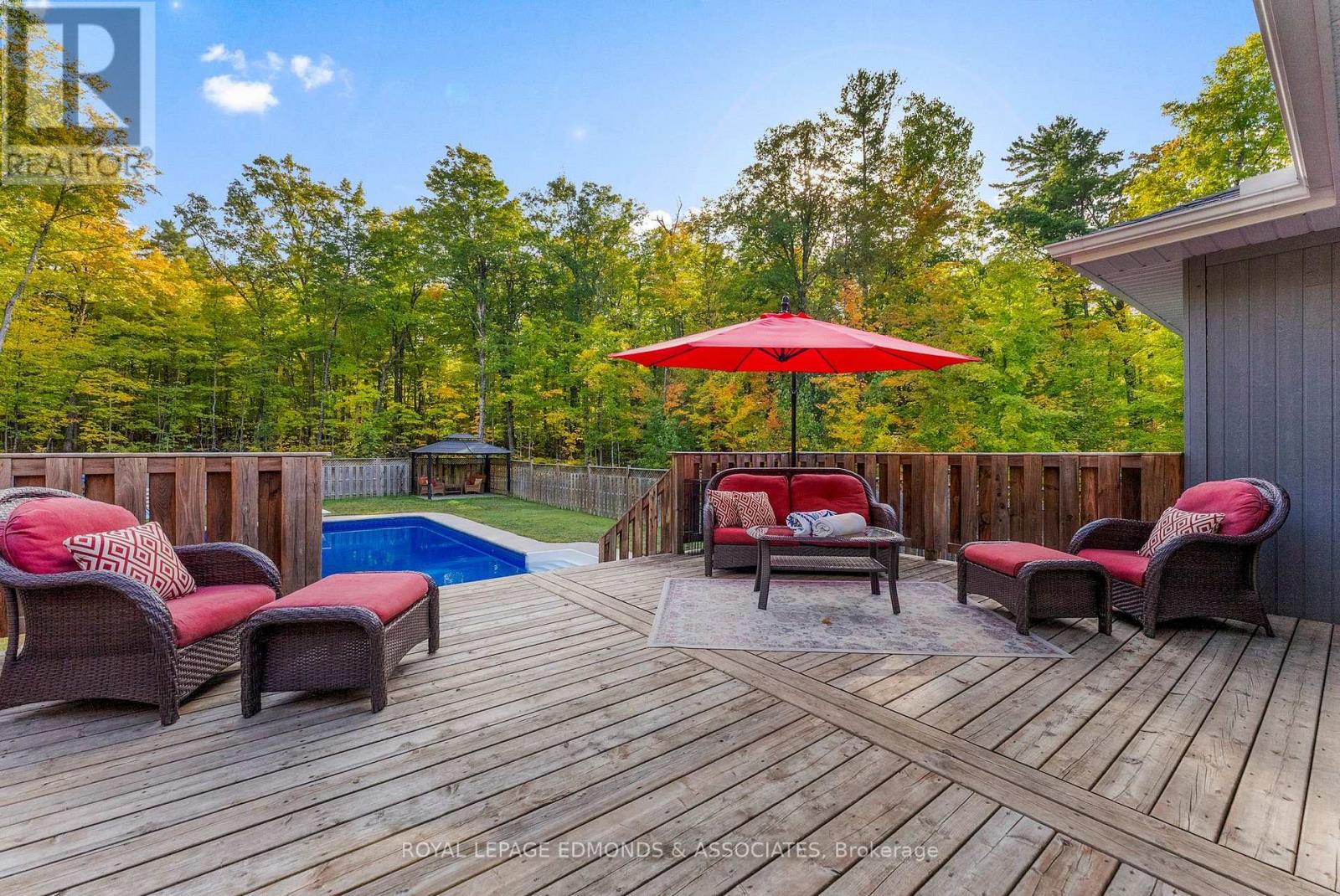166 Deerfield Drive, Mcnab/braeside, Ontario  K0A 3L0 - Photo 37 - X12429480