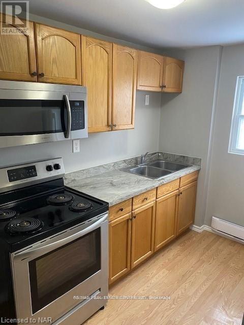 17 Hainer Street, St. Catharines, Ontario  L2S 1M5 - Photo 11 - X12395159