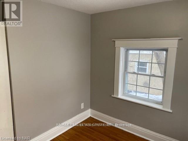 17 Hainer Street, St. Catharines, Ontario  L2S 1M5 - Photo 17 - X12395159