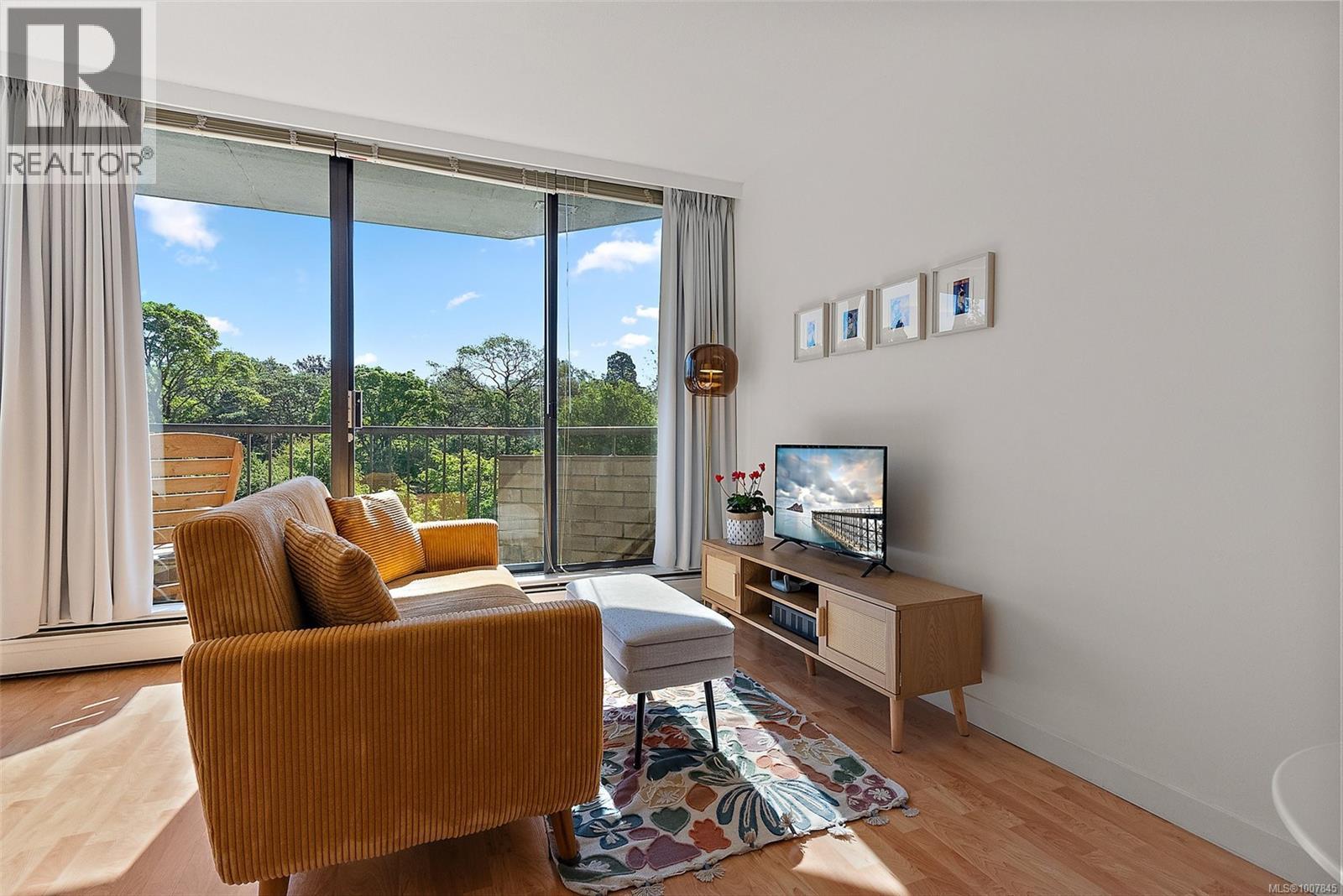 408 620 Toronto St, Victoria, British Columbia