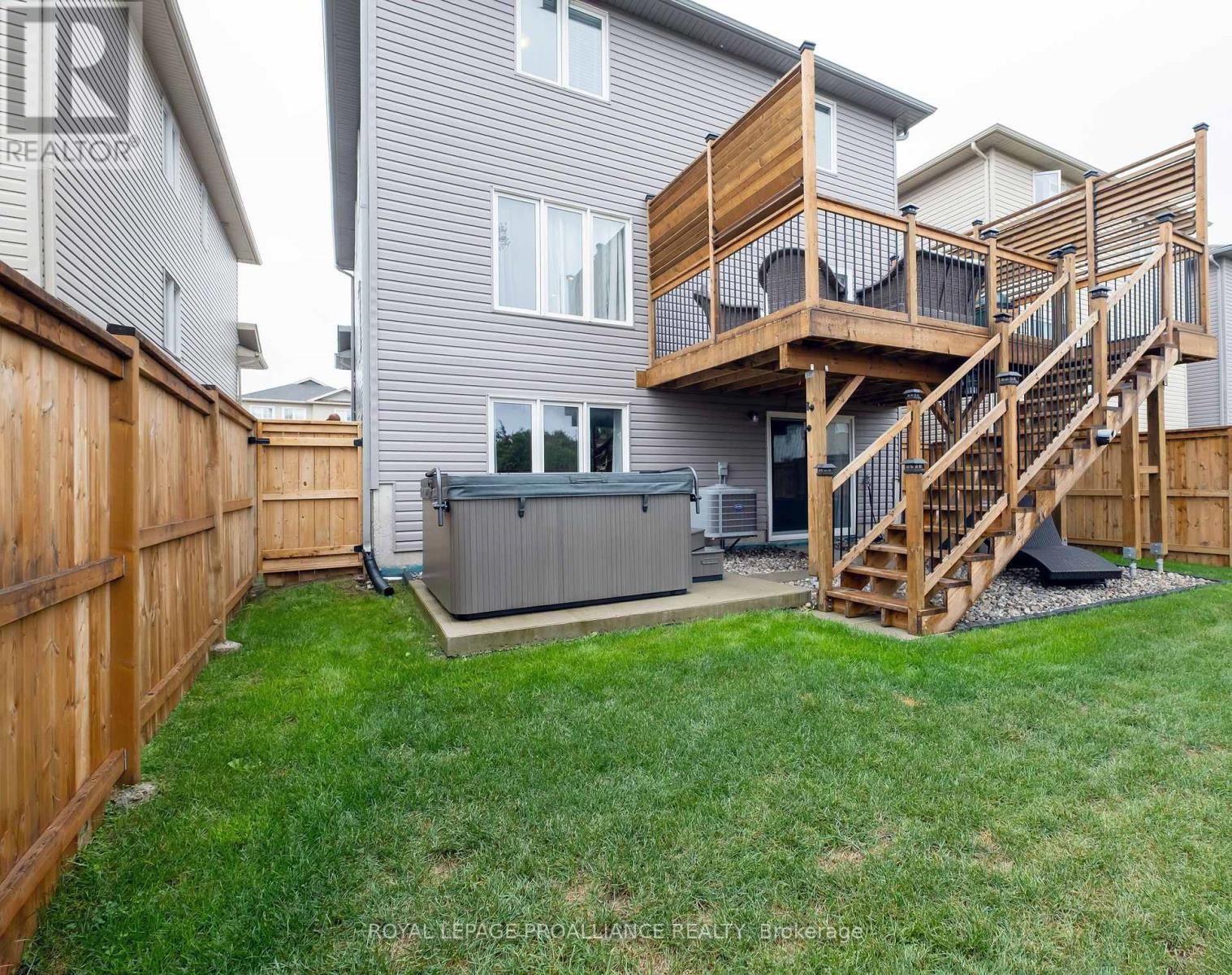 54 Brennan Crescent, Loyalist (Odessa), Ontario  K0H 2H0 - Photo 36 - X12425405