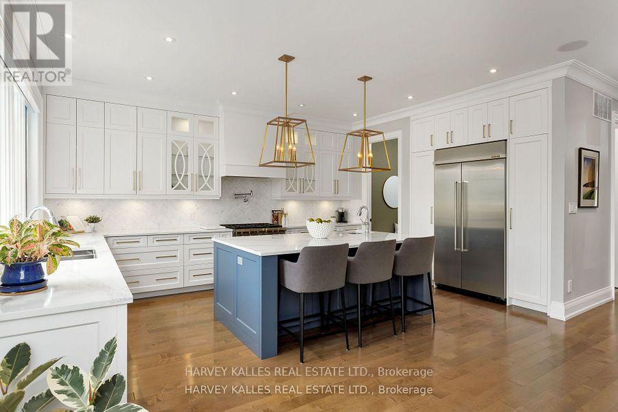 4673 Dundas Street W, Toronto, Ontario  M9A 1A4 - Photo 14 - W12427708