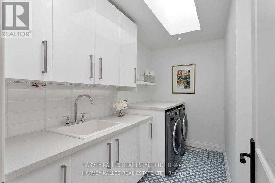 4673 Dundas Street W, Toronto, Ontario  M9A 1A4 - Photo 30 - W12427708