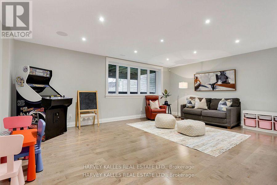 4673 Dundas Street W, Toronto, Ontario  M9A 1A4 - Photo 35 - W12427708