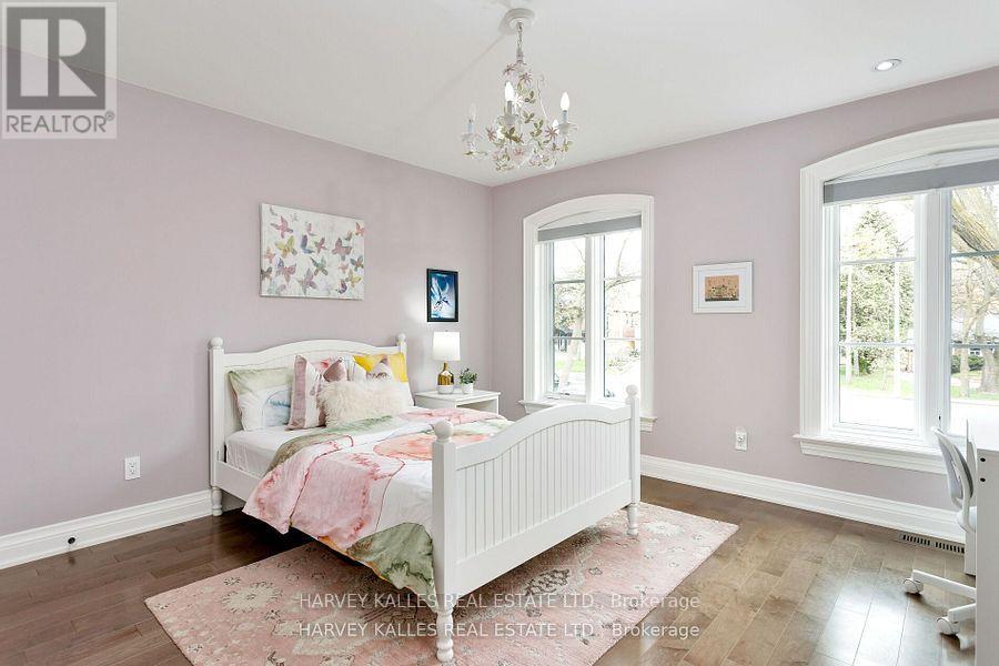 4673 Dundas Street W, Toronto, Ontario  M9A 1A4 - Photo 31 - W12427708