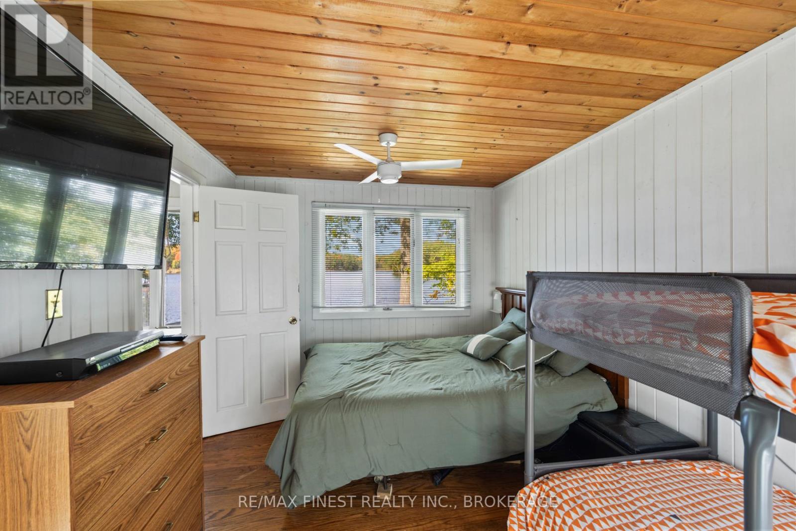 1018 Leadbeater Lane, Frontenac, Ontario  K0H 2L0 - Photo 22 - X12429528