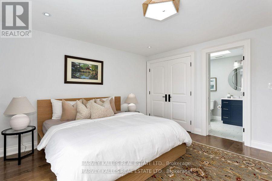 4673 Dundas Street W, Toronto, Ontario  M9A 1A4 - Photo 29 - W12427708