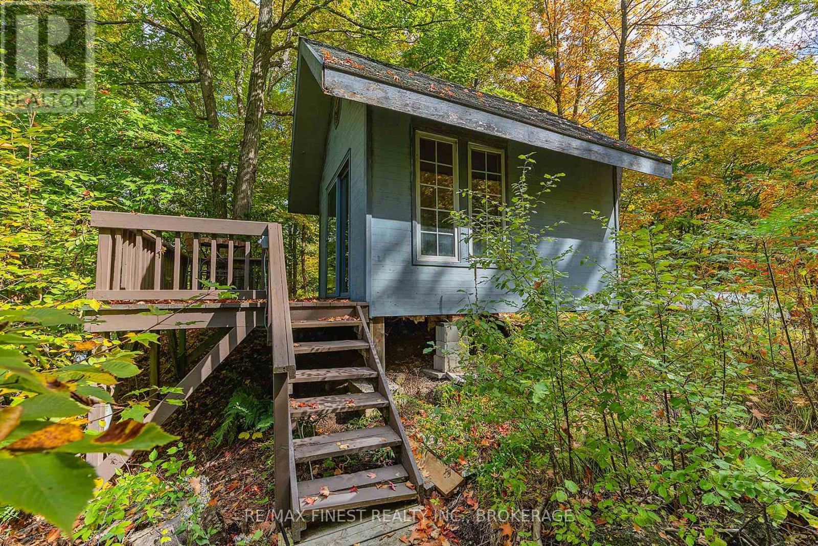 1018 Leadbeater Lane, Frontenac, Ontario  K0H 2L0 - Photo 33 - X12429528