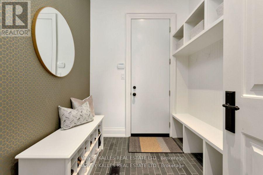 4673 Dundas Street W, Toronto, Ontario  M9A 1A4 - Photo 19 - W12427708