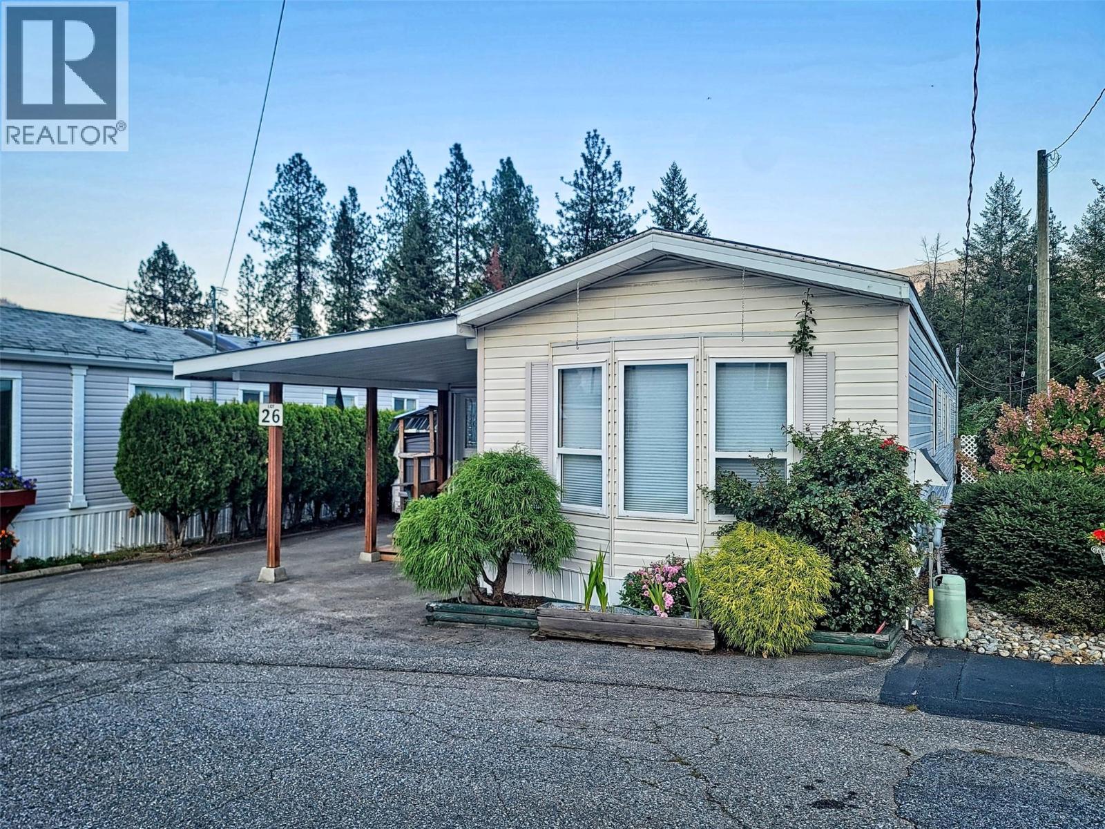 1545 Columbia Avenue Unit# 20, Castlegar, British Columbia  V1N 1J1 - Photo 2 - 10363948