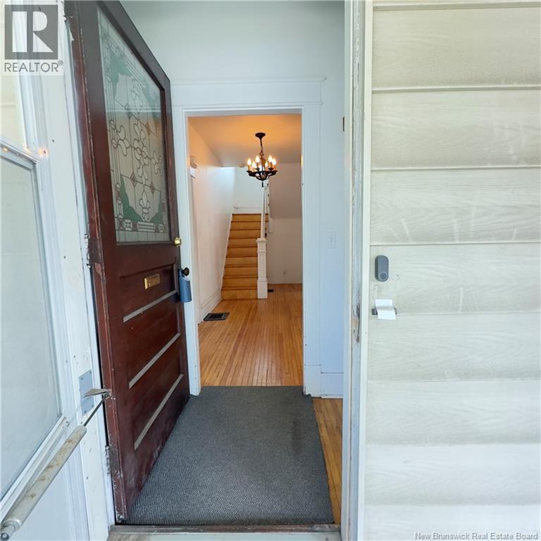 72 John, Moncton, New Brunswick  E1C 2G9 - Photo 3 - NB127444