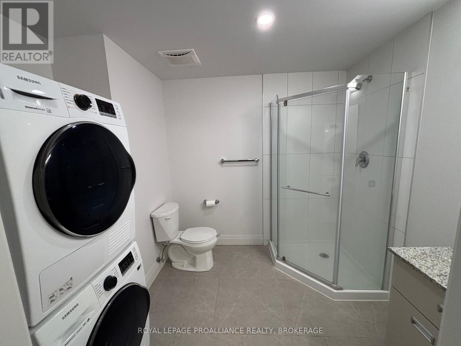 207 - 652 Princess Street, Kingston, Ontario  K7L 3Z9 - Photo 14 - X12429621