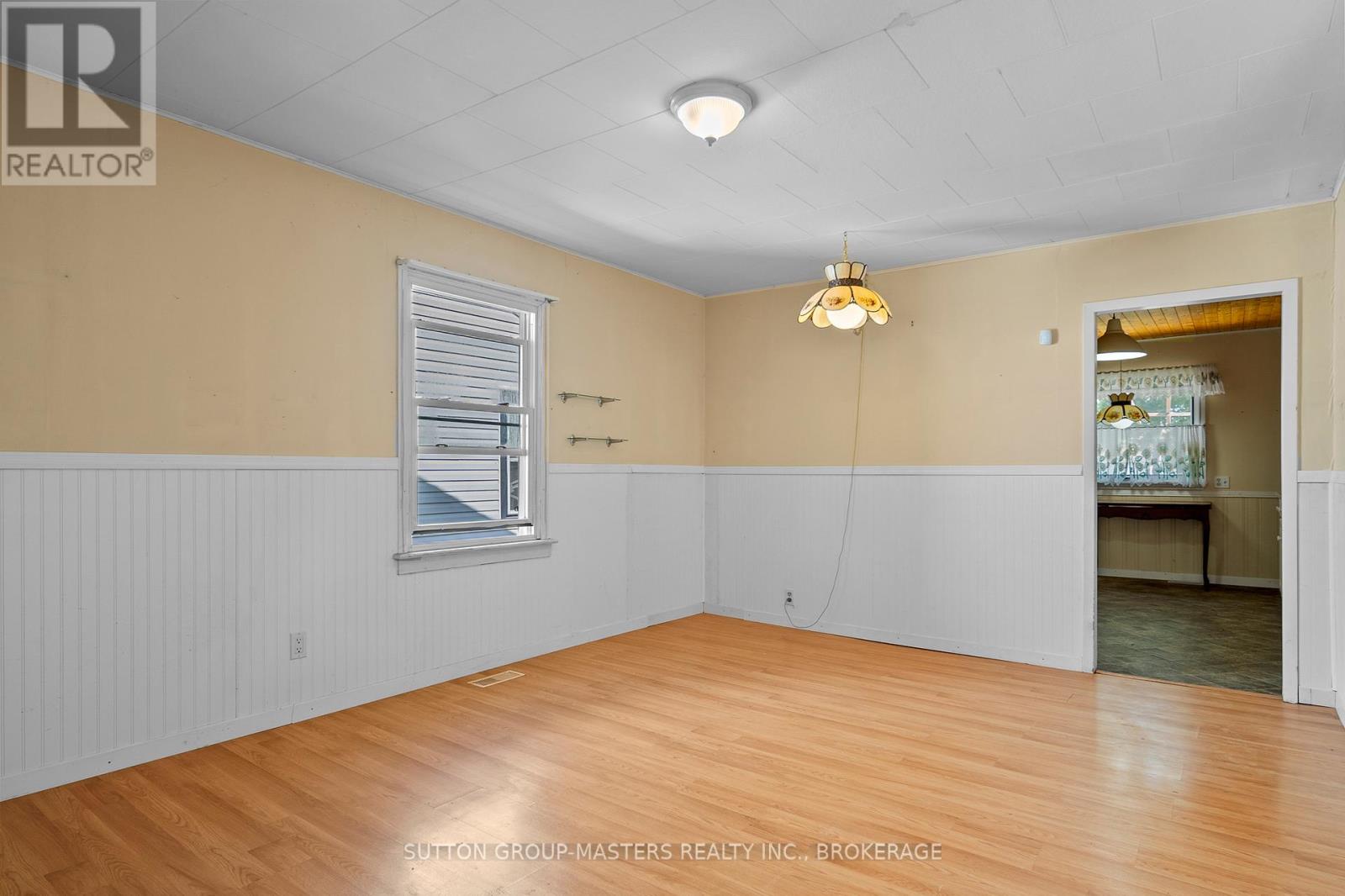 605 Alfred Street, Kingston, Ontario  K7K 4J8 - Photo 11 - X12429628