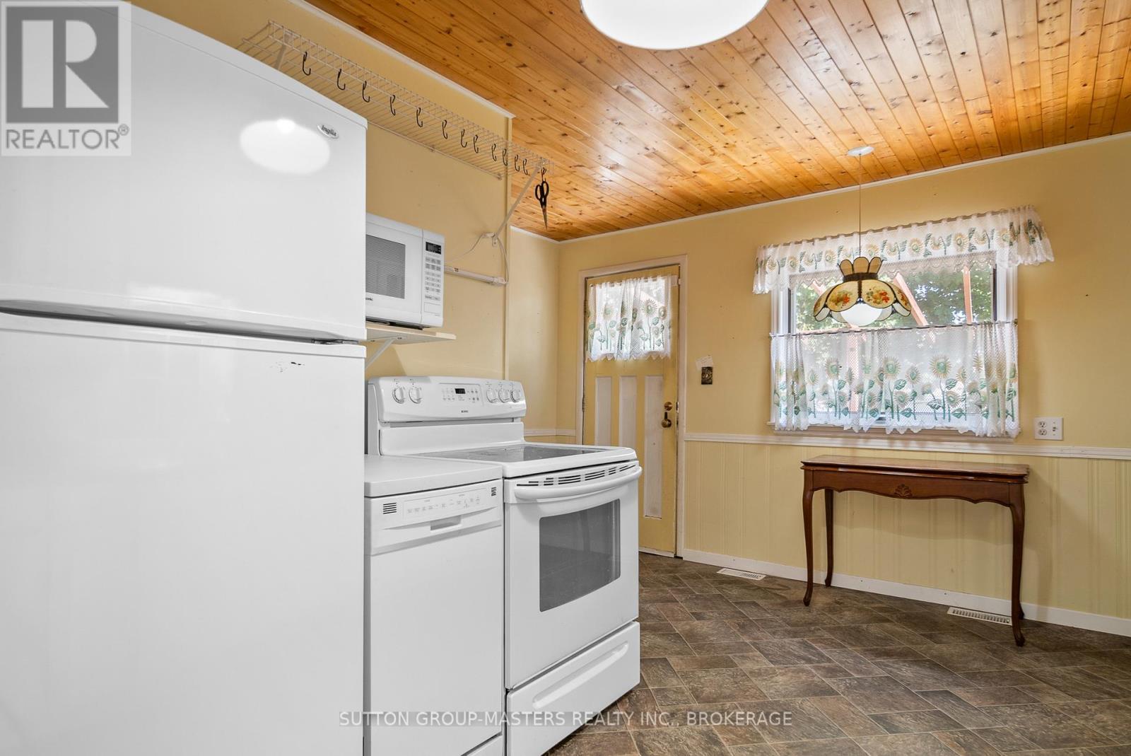 605 Alfred Street, Kingston, Ontario  K7K 4J8 - Photo 12 - X12429628