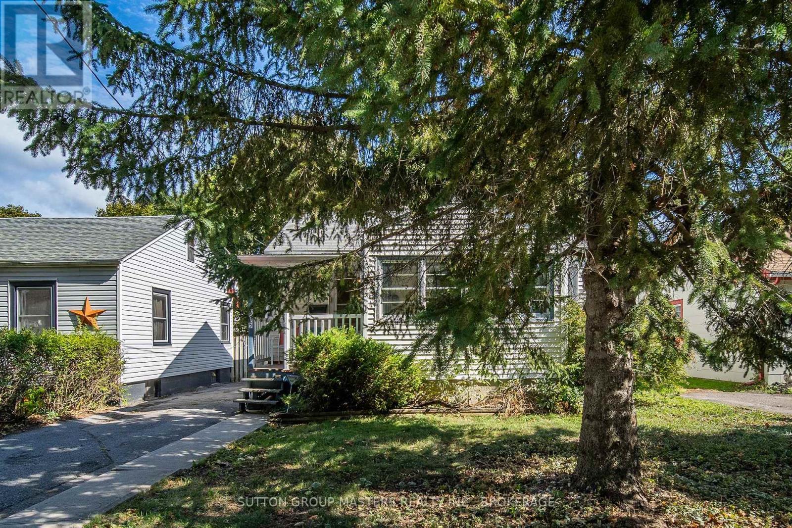 605 Alfred Street, Kingston, Ontario  K7K 4J8 - Photo 3 - X12429628