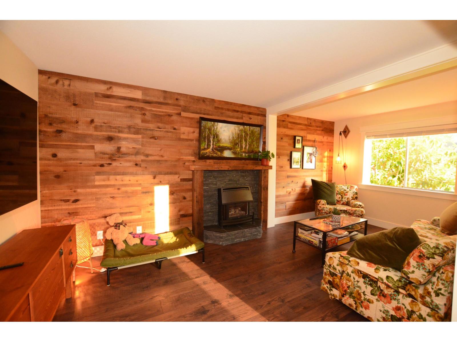 35107 Mcewen Avenue, Mission, British Columbia  V2V 6R3 - Photo 11 - R3052659
