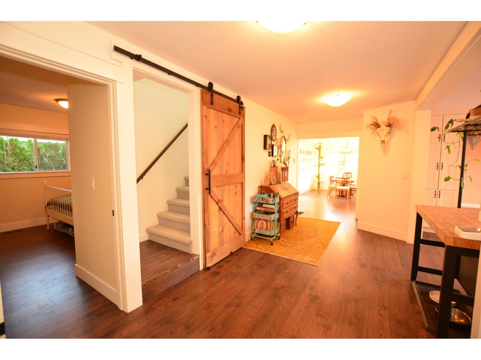 35107 Mcewen Avenue, Mission, British Columbia  V2V 6R3 - Photo 9 - R3052659