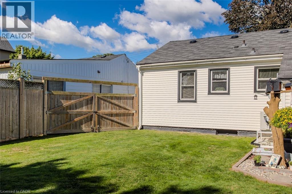 270 Jones Road, Stoney Creek, Ontario  L8E 5J5 - Photo 13 - 40767411