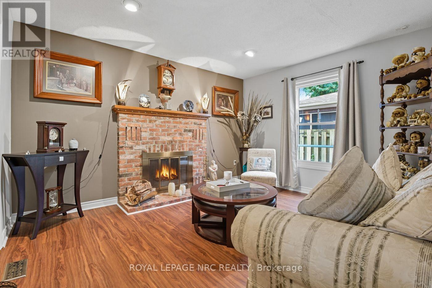 6164 Crimson Drive, Niagara Falls, Ontario  L2G 7S4 - Photo 16 - X12413939