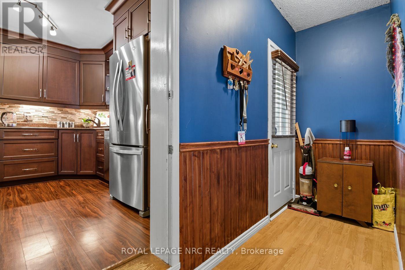 6164 Crimson Drive, Niagara Falls, Ontario  L2G 7S4 - Photo 19 - X12413939