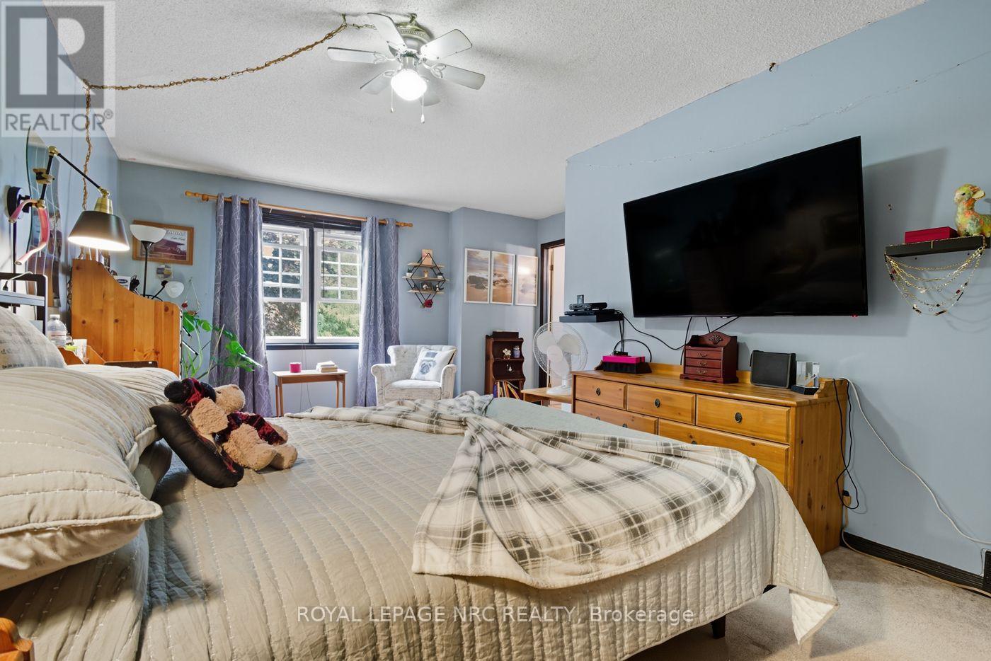 6164 Crimson Drive, Niagara Falls, Ontario  L2G 7S4 - Photo 27 - X12413939