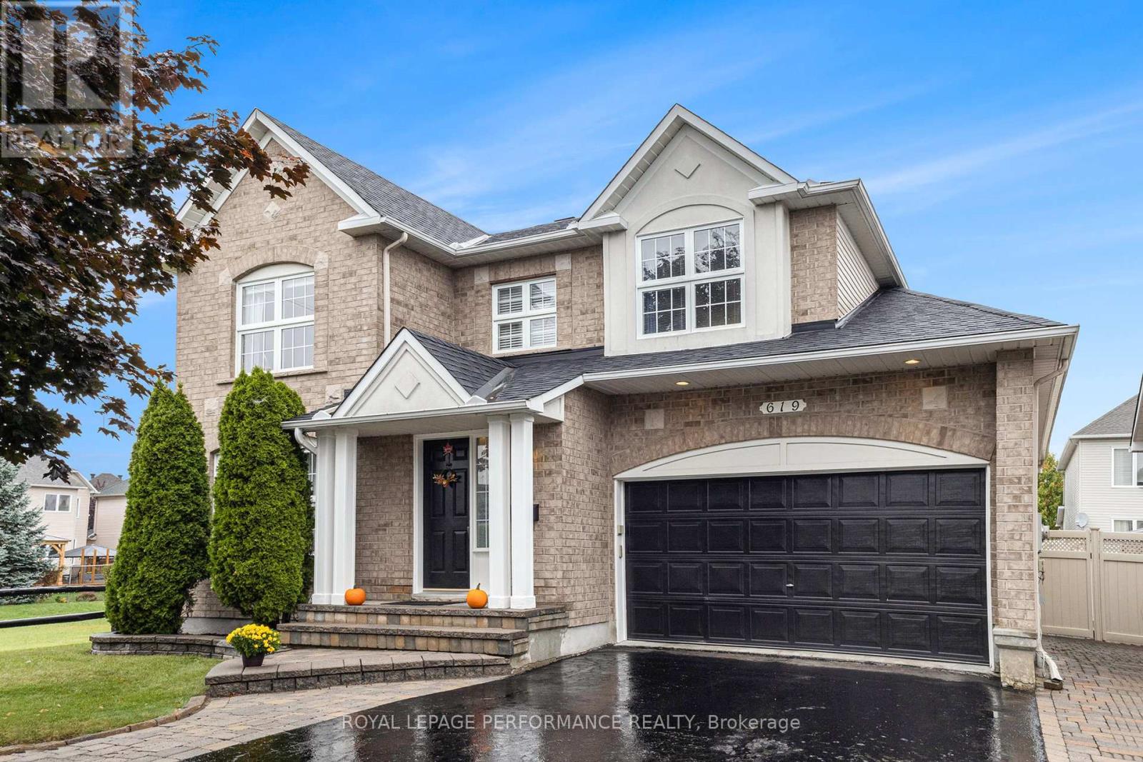 619 Chardonnay Drive, Ottawa, Ontario  K4A 4K7 - Photo 2 - X12429645