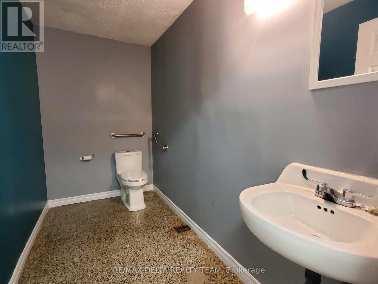 753 Principale Street, Casselman, Ontario  K0A 1M0 - Photo 11 - X12429657