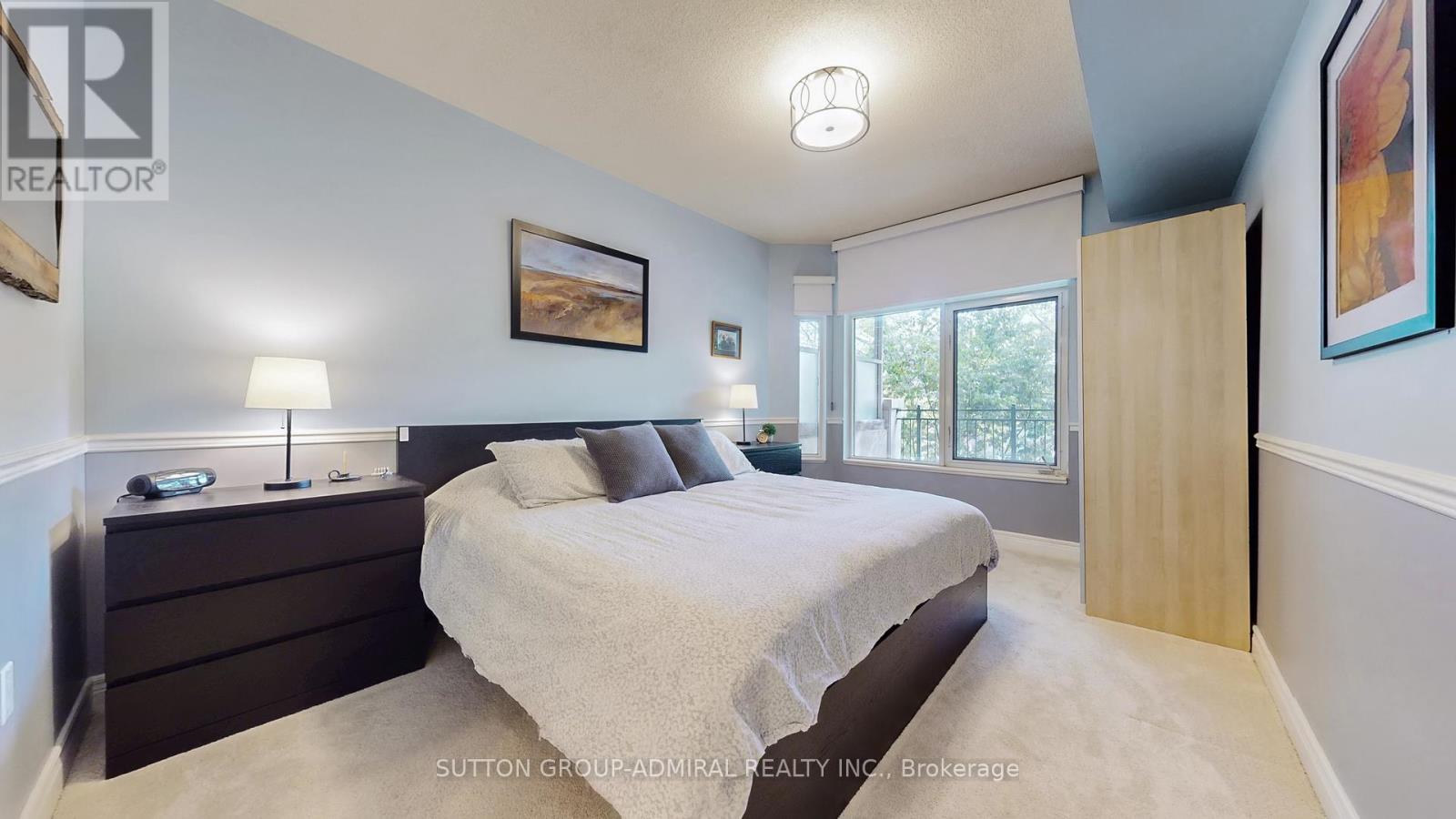 207 - 10 Old Mill Trail, Toronto, Ontario  M8X 2Y9 - Photo 21 - W12419476