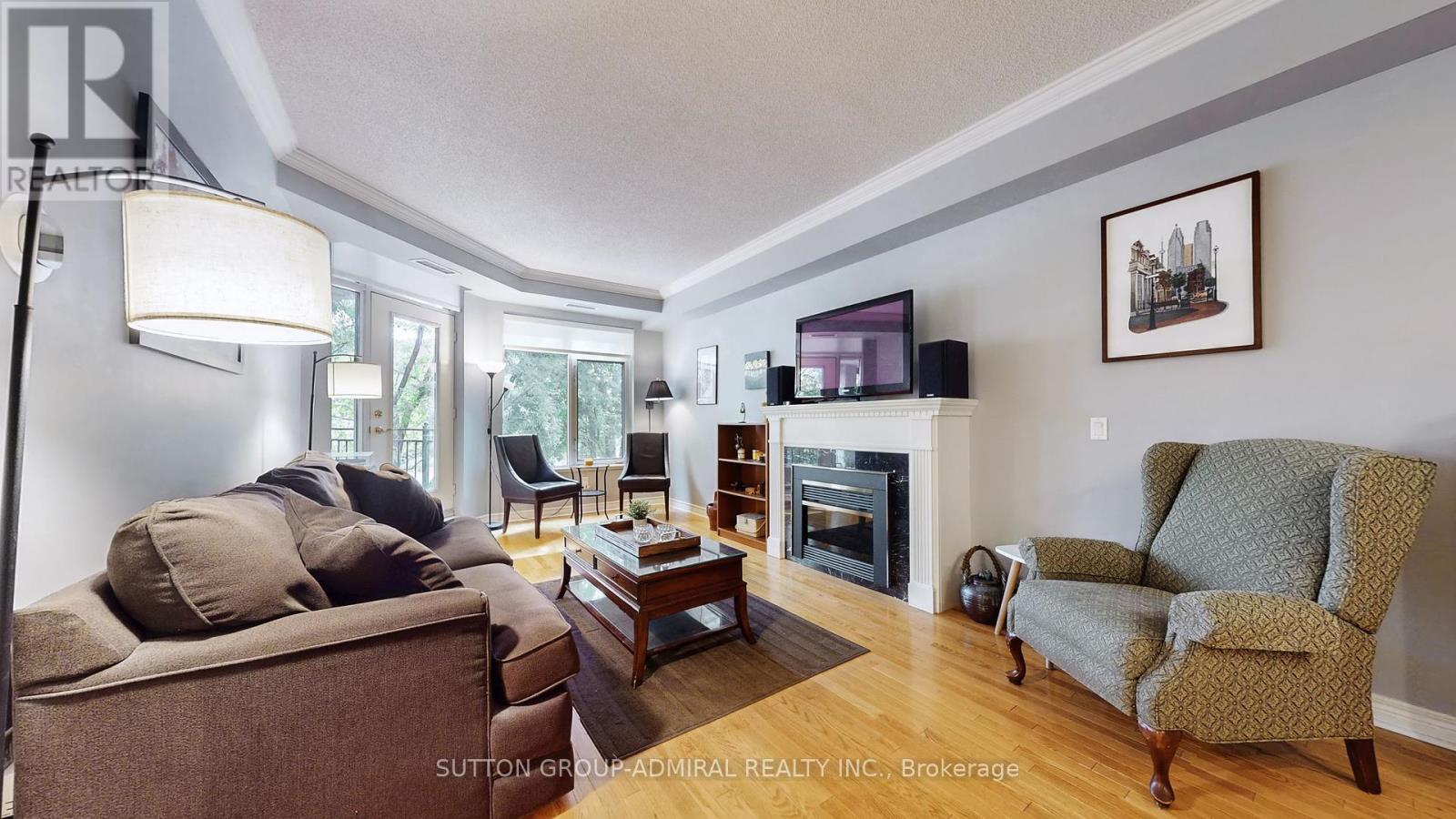 207 - 10 Old Mill Trail, Toronto, Ontario  M8X 2Y9 - Photo 7 - W12419476