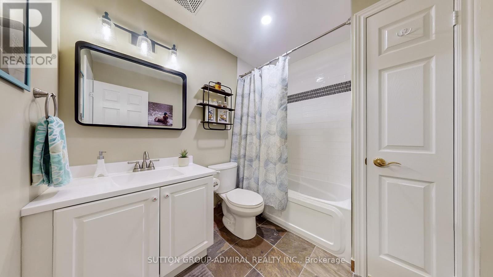 207 - 10 Old Mill Trail, Toronto, Ontario  M8X 2Y9 - Photo 31 - W12419476
