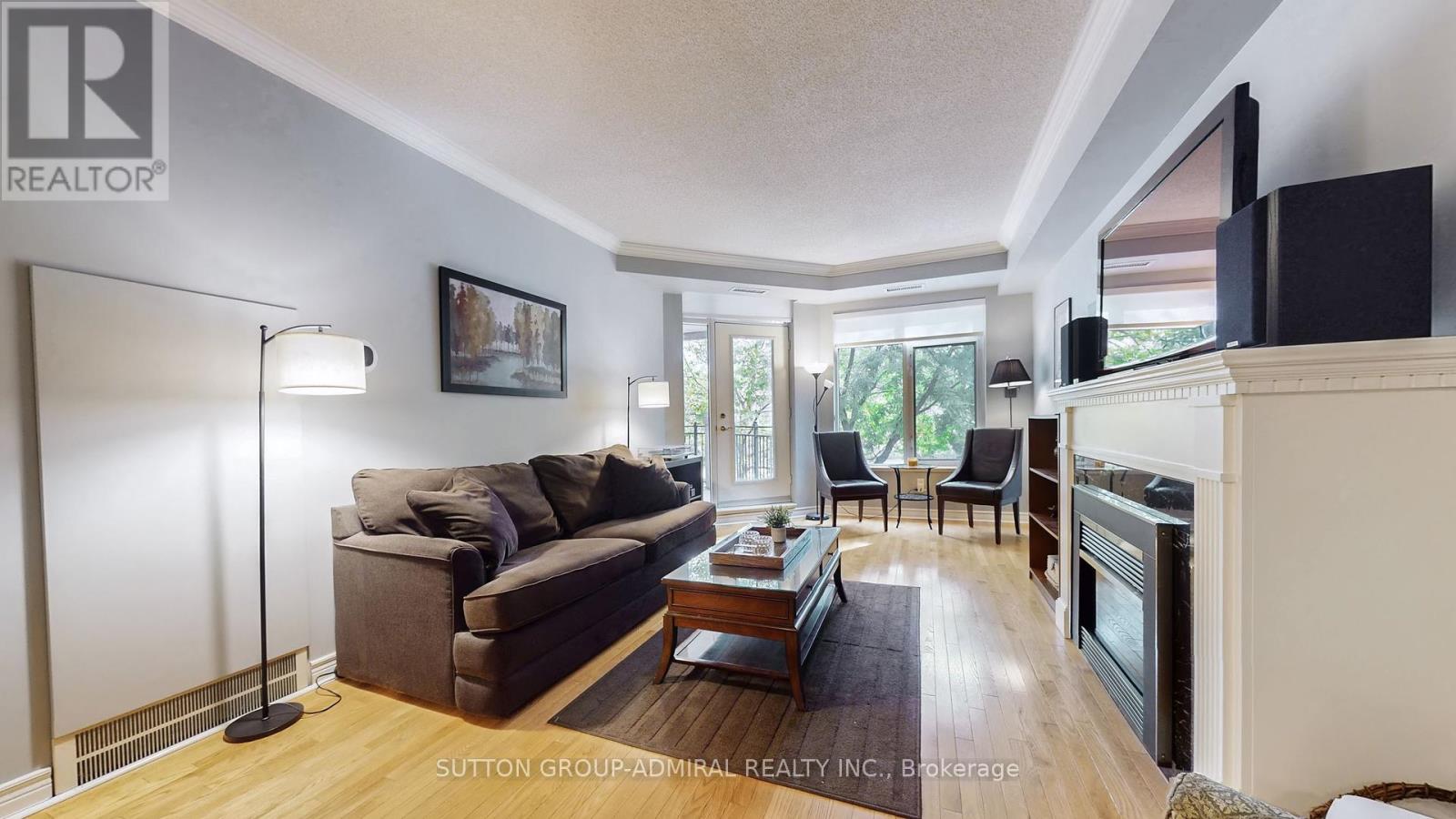 207 - 10 Old Mill Trail, Toronto, Ontario  M8X 2Y9 - Photo 8 - W12419476
