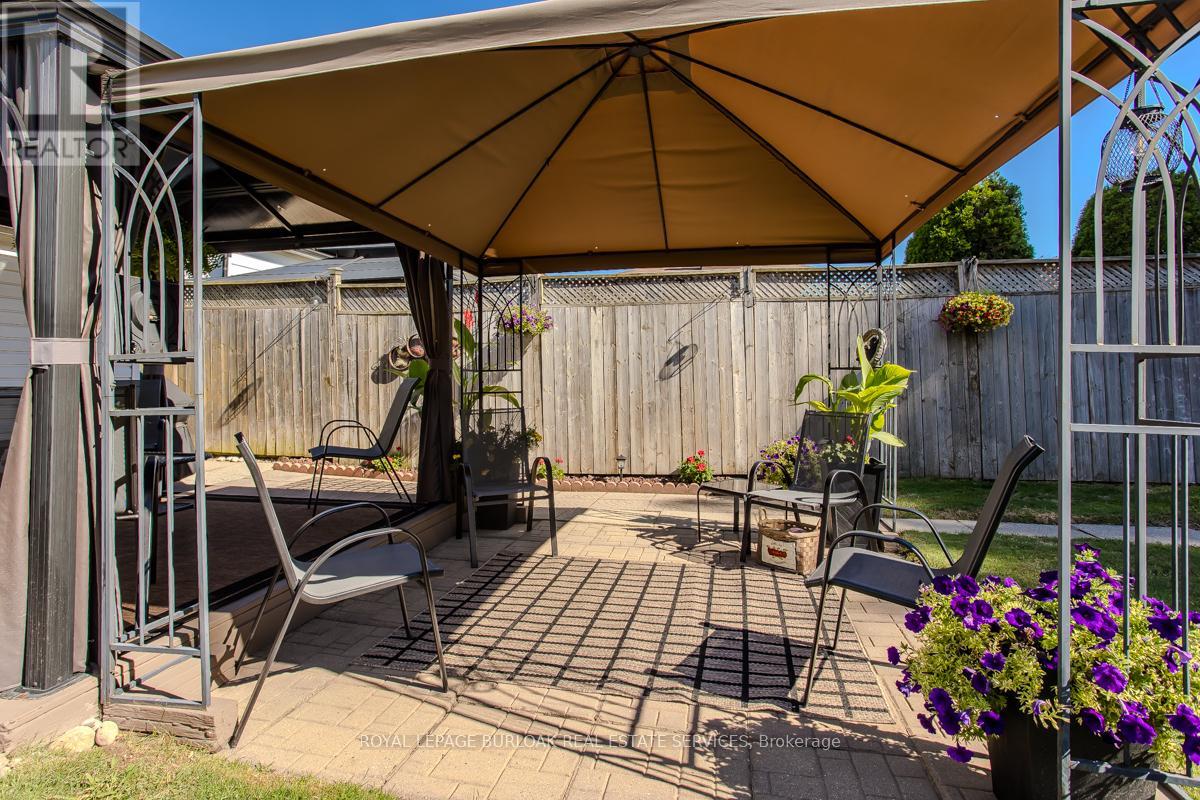270 Jones Road, Hamilton, Ontario  L8E 5J5 - Photo 17 - X12392234