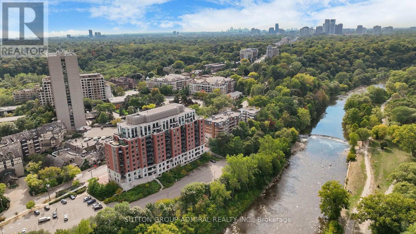 207 - 10 Old Mill Trail, Toronto, Ontario  M8X 2Y9 - Photo 43 - W12419476