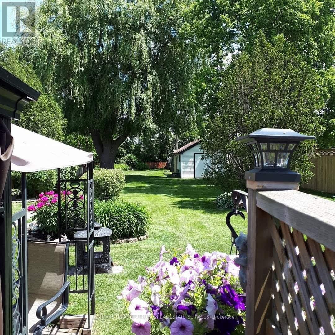 270 Jones Road, Hamilton, Ontario  L8E 5J5 - Photo 1 - X12392234