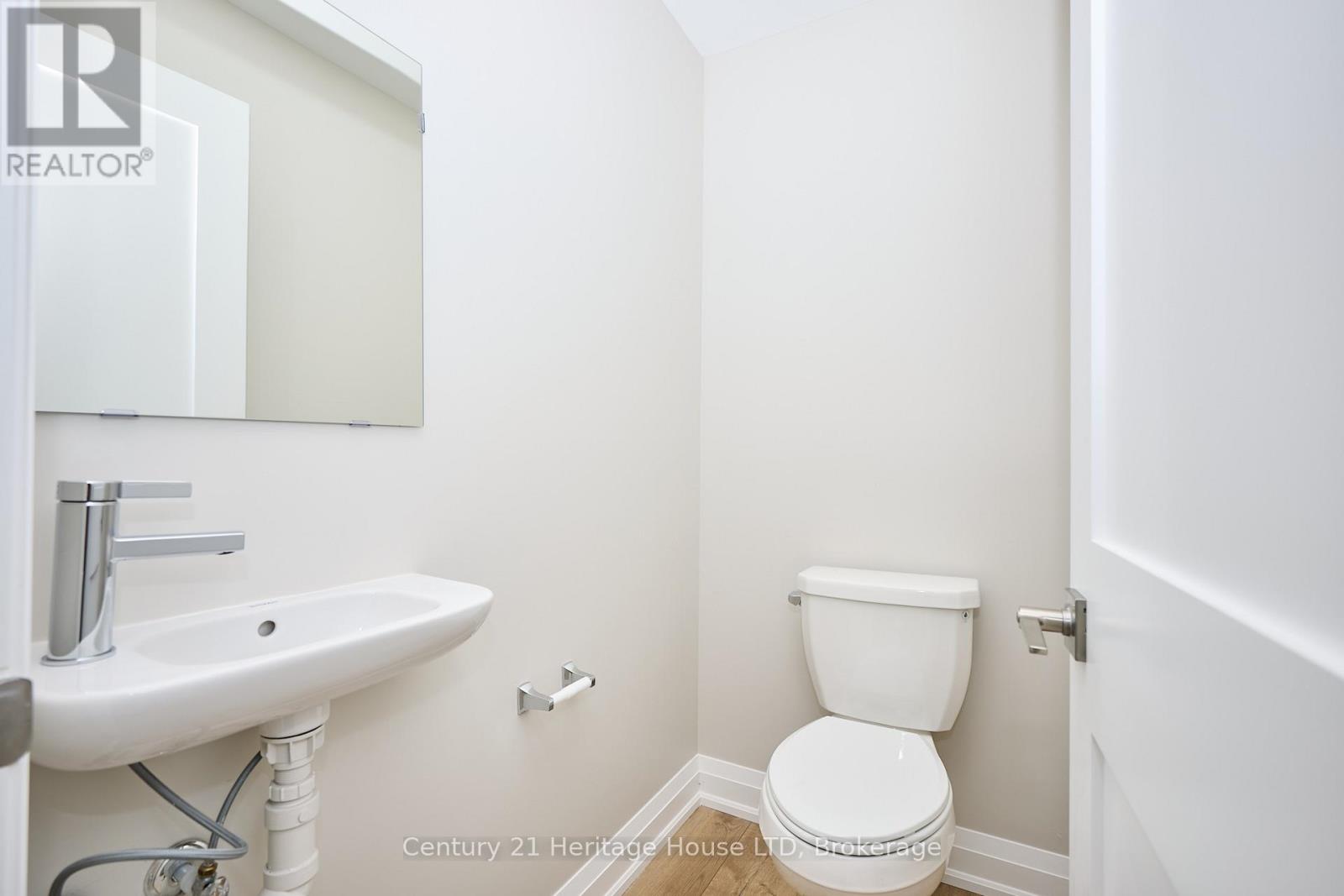3551 Garrison Road, Fort Erie, Ontario  L0S 1N0 - Photo 16 - X12429567