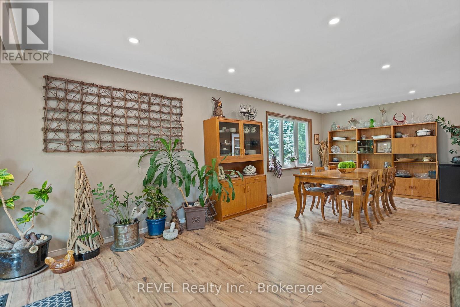 10 Woodington Crescent, St. Catharines (Glendale/glenridge), Ontario  L2T 3T7 - Photo 23 - X12429604
