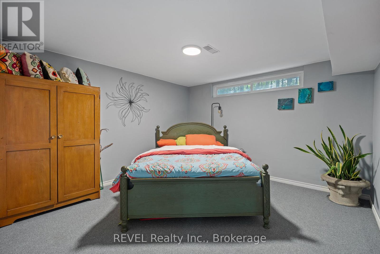 10 Woodington Crescent, St. Catharines (Glendale/glenridge), Ontario  L2T 3T7 - Photo 36 - X12429604