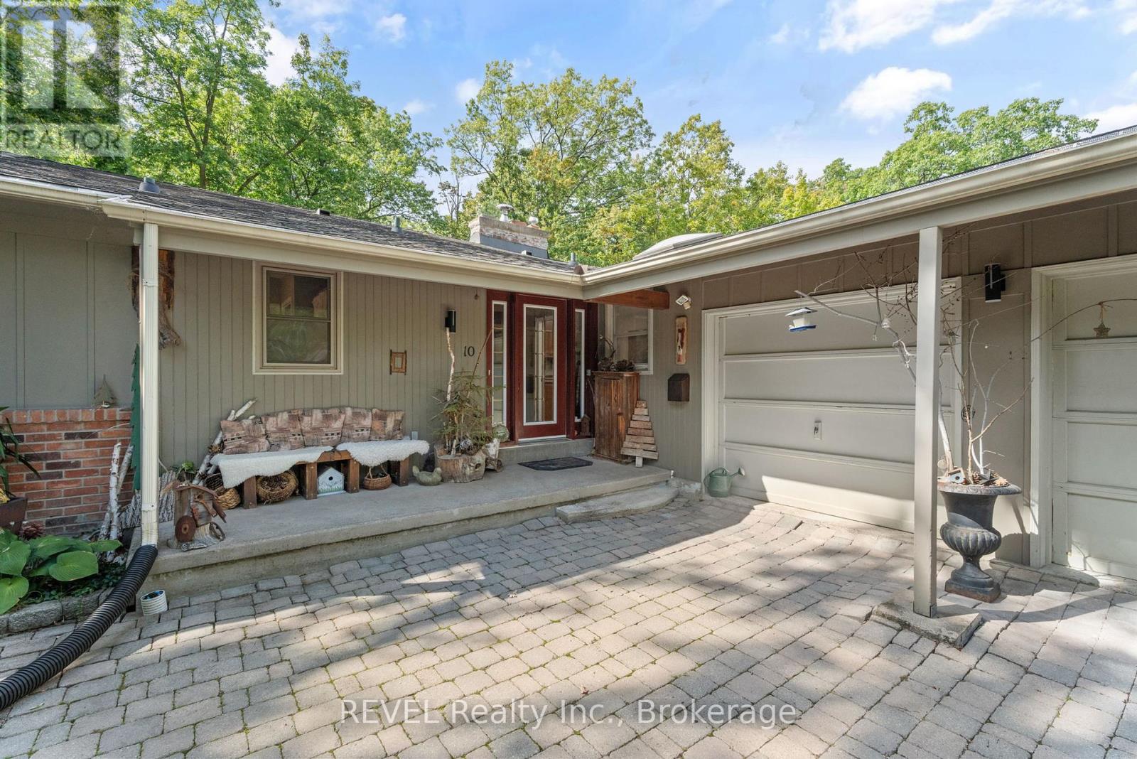 10 Woodington Crescent, St. Catharines (Glendale/glenridge), Ontario  L2T 3T7 - Photo 47 - X12429604