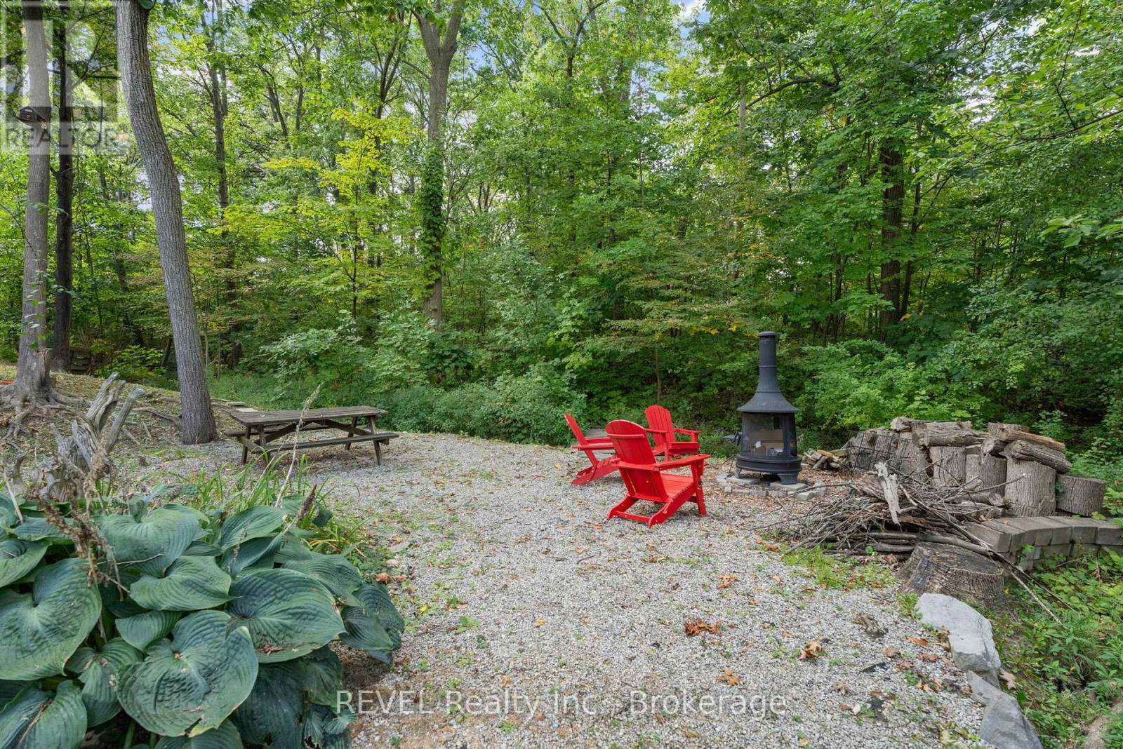 10 Woodington Crescent, St. Catharines (Glendale/glenridge), Ontario  L2T 3T7 - Photo 5 - X12429604