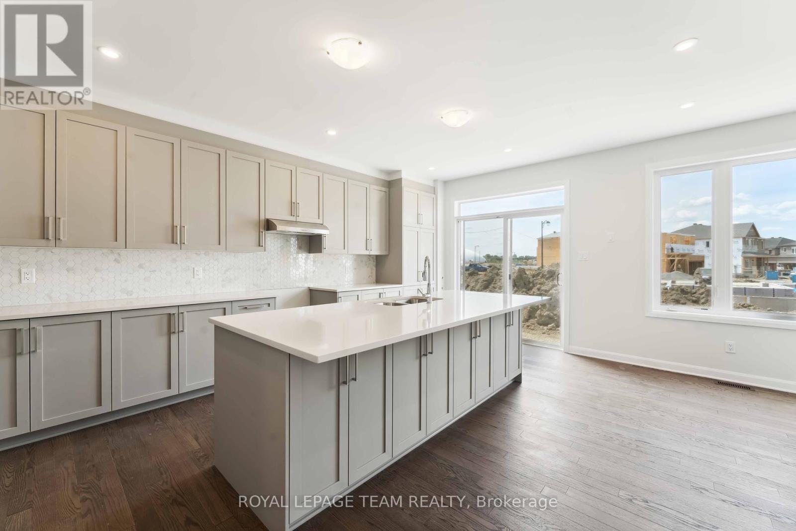 5045 Abbott Street E, Ottawa, Ontario  K2V 0V2 - Photo 12 - X11892077