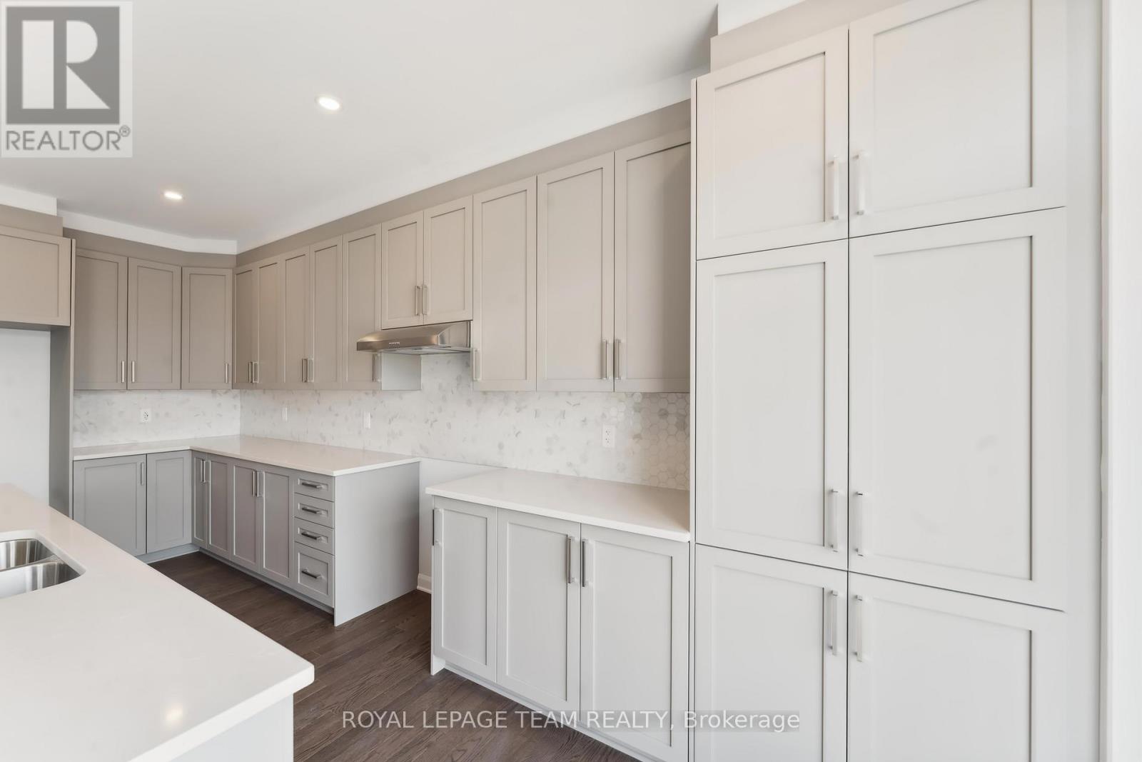 5045 Abbott Street E, Ottawa, Ontario  K2V 0V2 - Photo 17 - X11892077