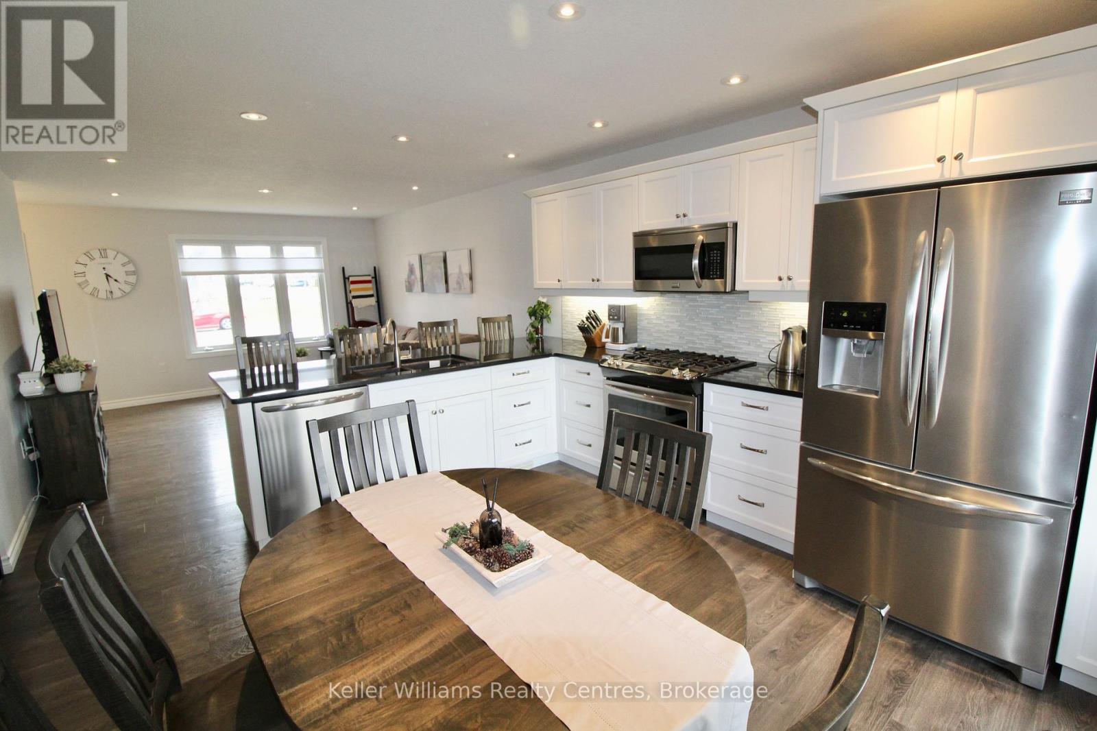 19 Fischer Dairy Road, Brockton, Ontario  N0G 2V0 - Photo 11 - X12429596