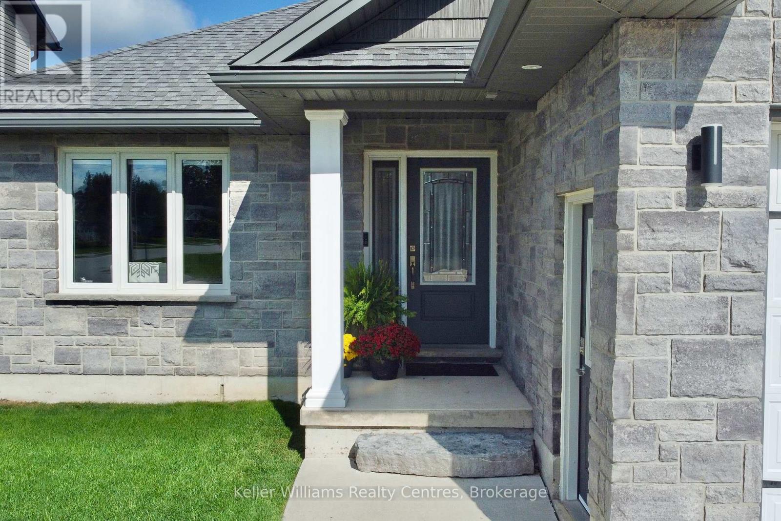 19 Fischer Dairy Road, Brockton, Ontario  N0G 2V0 - Photo 5 - X12429596