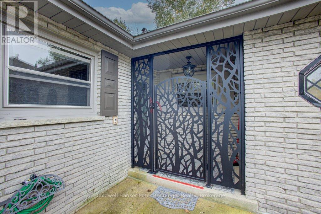 361 Tyendinaga Drive, Saugeen Shores, Ontario  N0H 2L0 - Photo 9 - X12429612